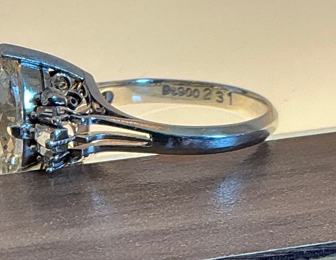 こ*り様 刻印本物保証！中ダイヤ2.31ct 脇ダイヤ0.39PT900マーキス
