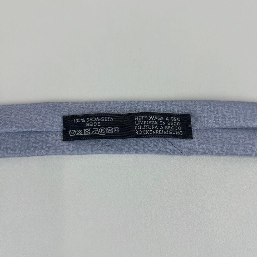 新品未使用　HERMES エルメス　ネクタイ　グレー　シルク　アップサイドダウン