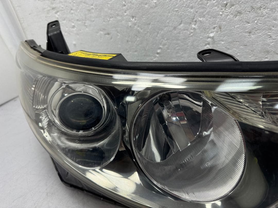 トヨタエスティマACR50W前期ヘッドライト左右　キセノンHIDレベ付　AFS無