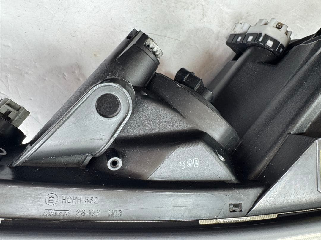 トヨタエスティマACR50W前期ヘッドライト左右　キセノンHIDレベ付　AFS無