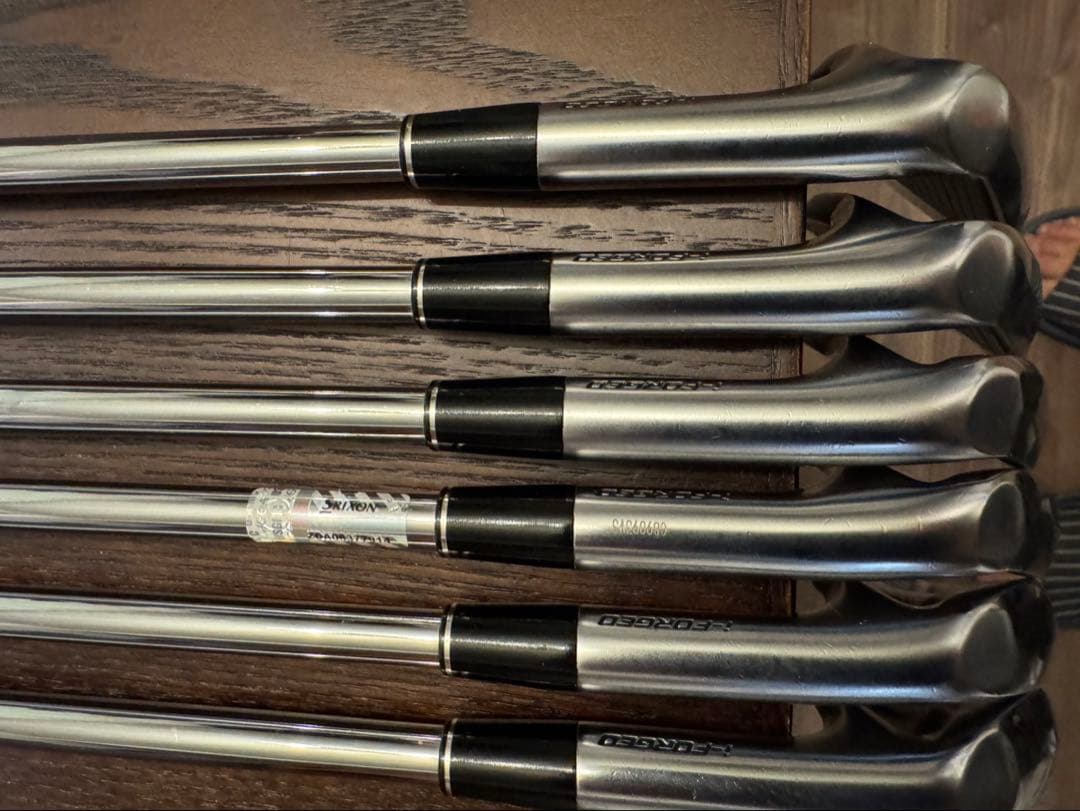 クラブ Srixon ZXi7 Irons 6-piece DG S200
