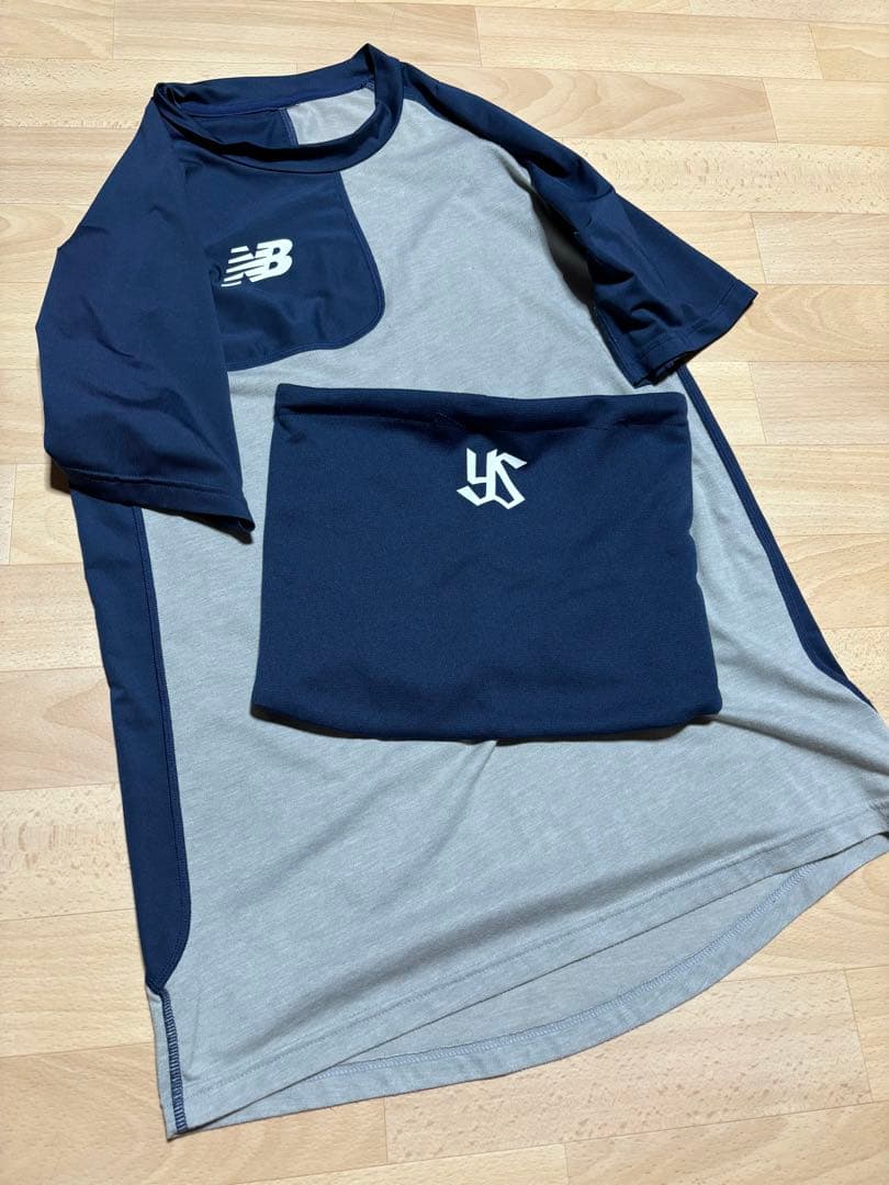 青木宣親　ヤクルト　ベルト・ネックウォーマー・アンダーシャツセット