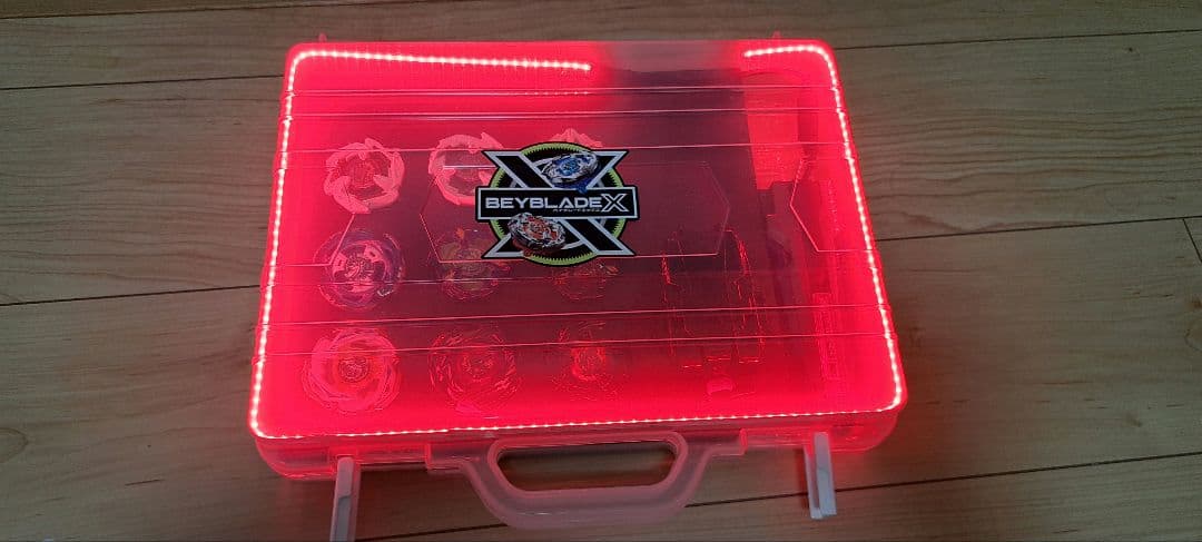 ト*照様 ベイブレードX・16色LED付きケース