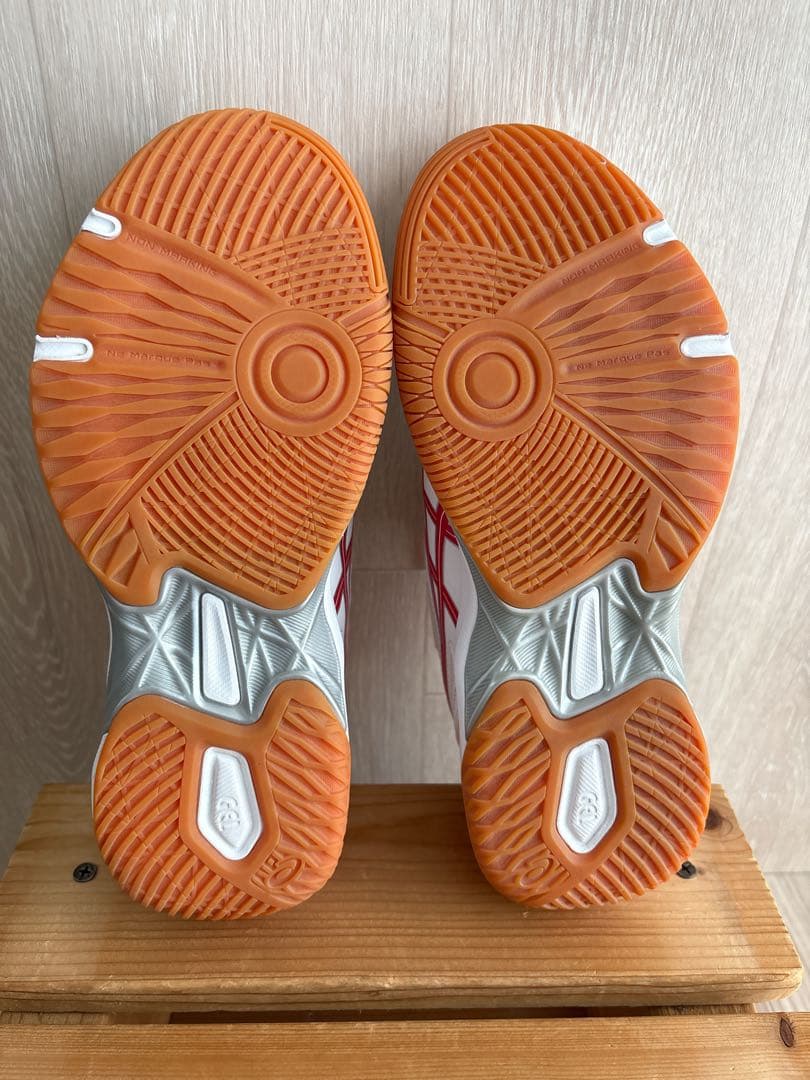 美品！アシックス asics バレーボールシューズ GEL-ROCKET 10