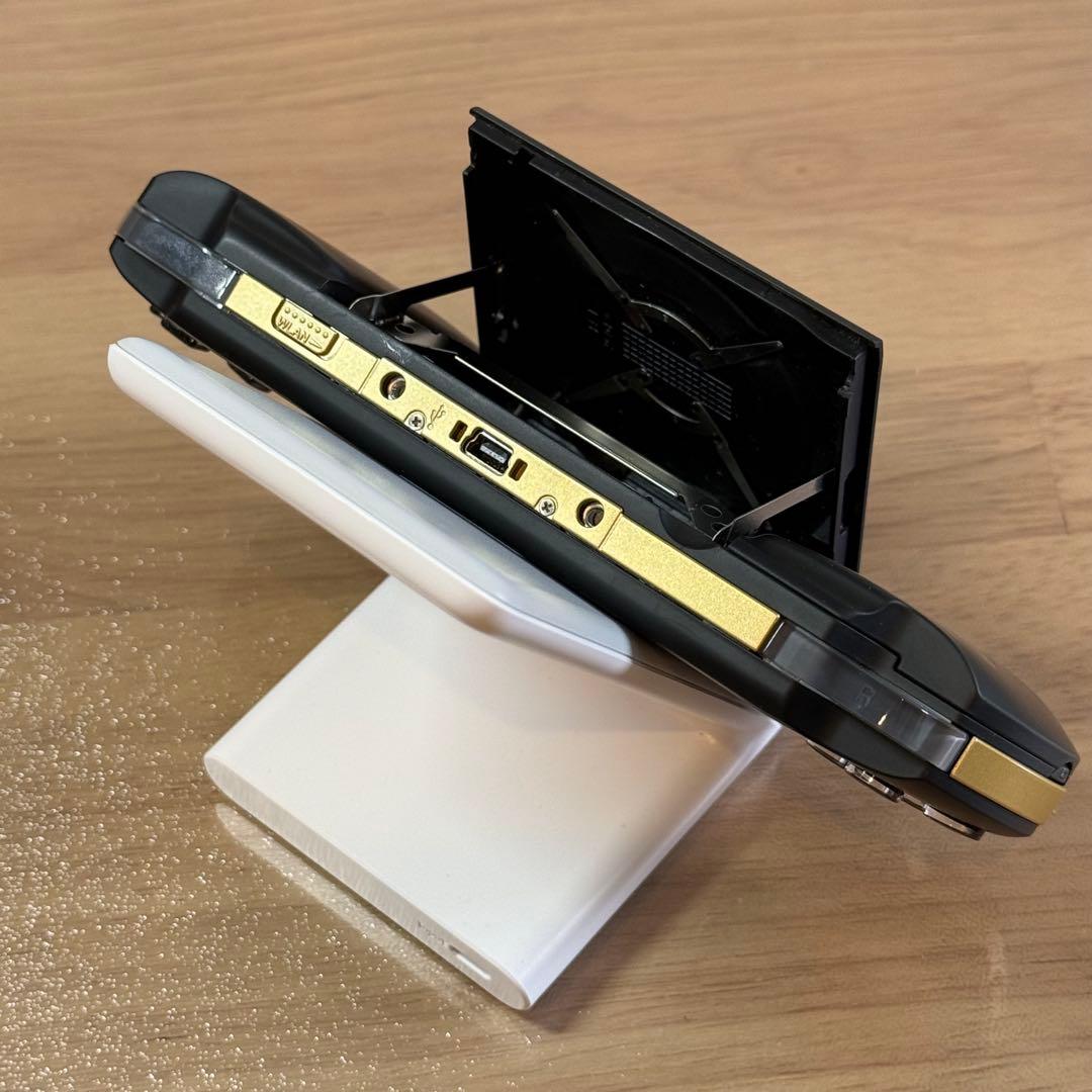 4-327 4-377 PSP-3000 モンスターハンターモデル 箱付き