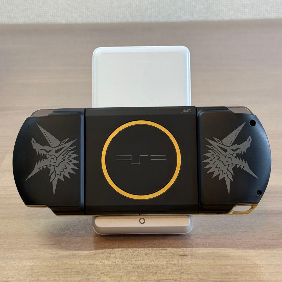 4-327 4-377 PSP-3000 モンスターハンターモデル 箱付き