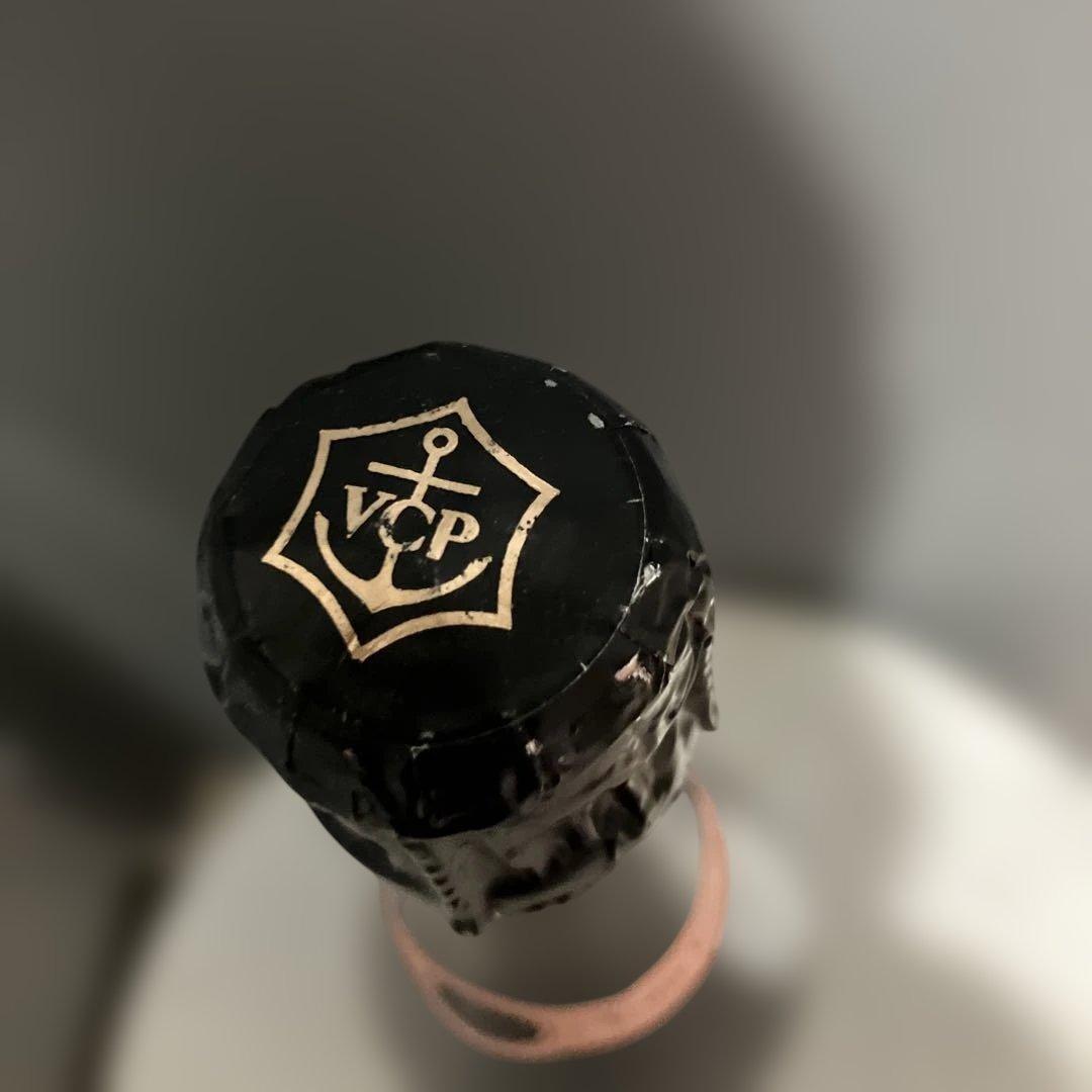 Veuve Clicquot ロゼシャンパン 750ml
