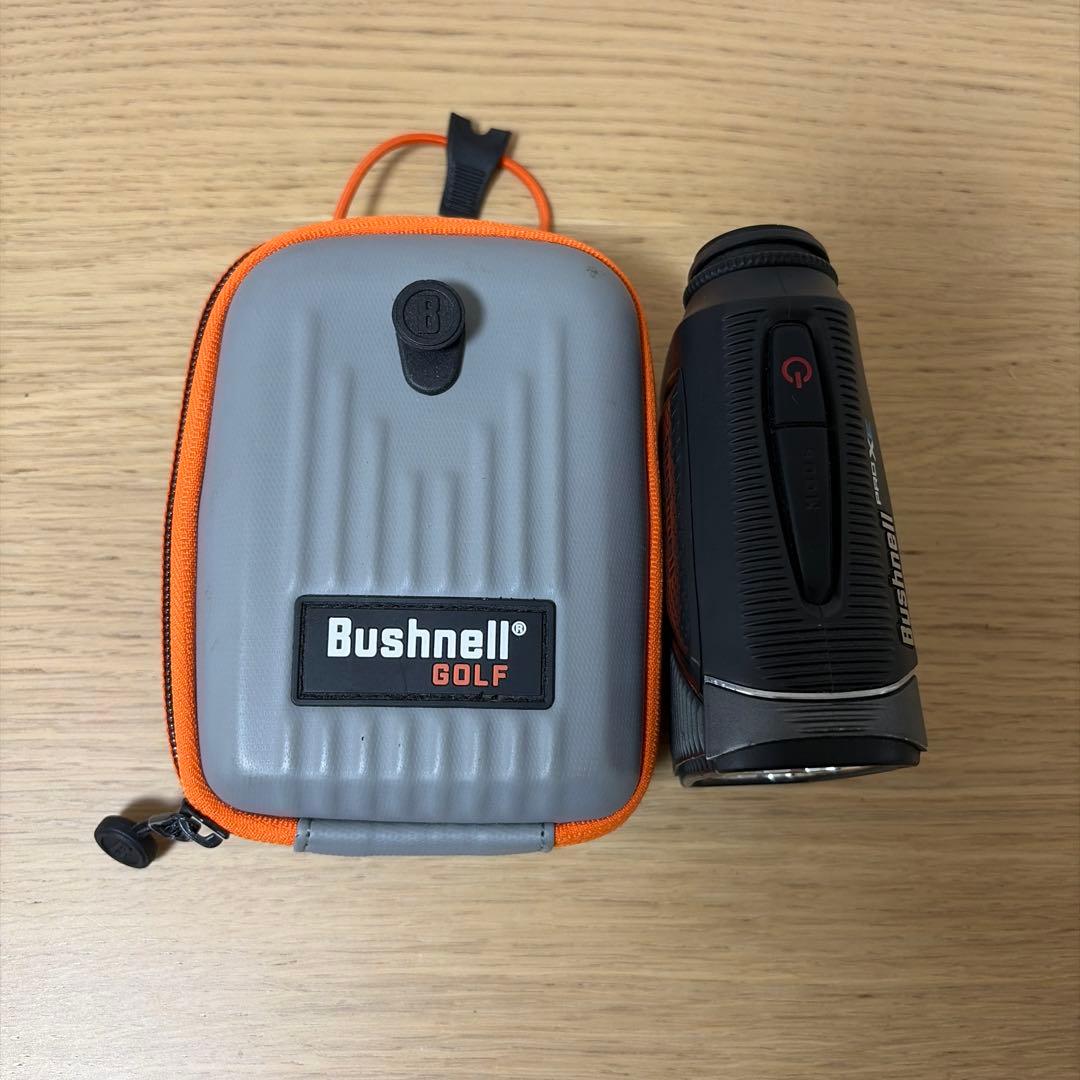 Bushnell Pro XE ゴルフ用距離計 ケース付き