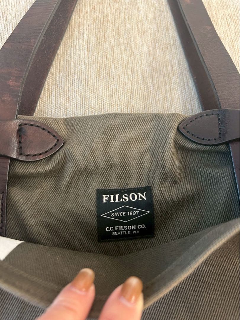 フィルソン FILSON キャンバス トートバッグ ウィズ ジッパー