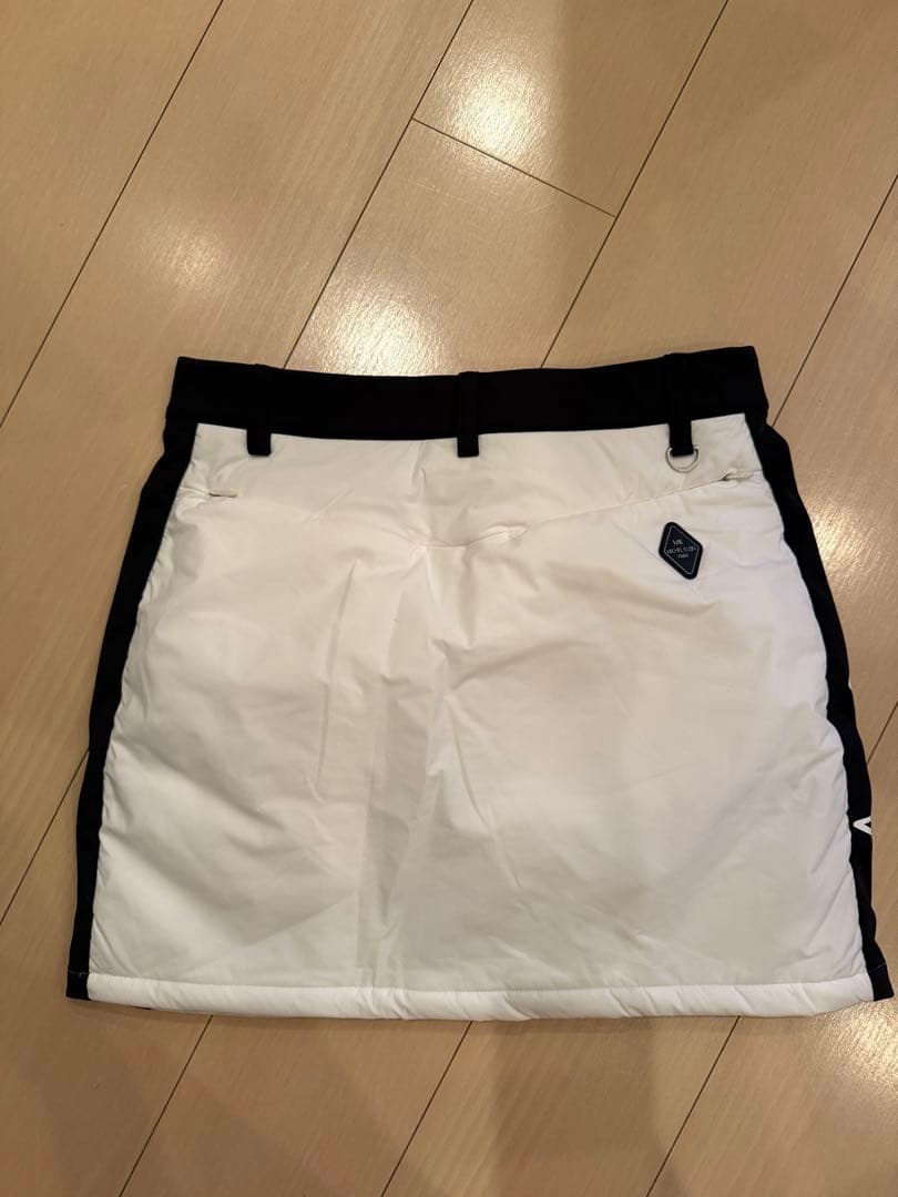 撥水ストレッチキルトスカート