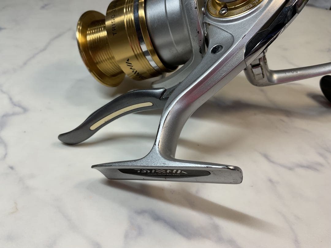 DAIWA ダイワ GLOBERIDE 13トライソ 2500LBD