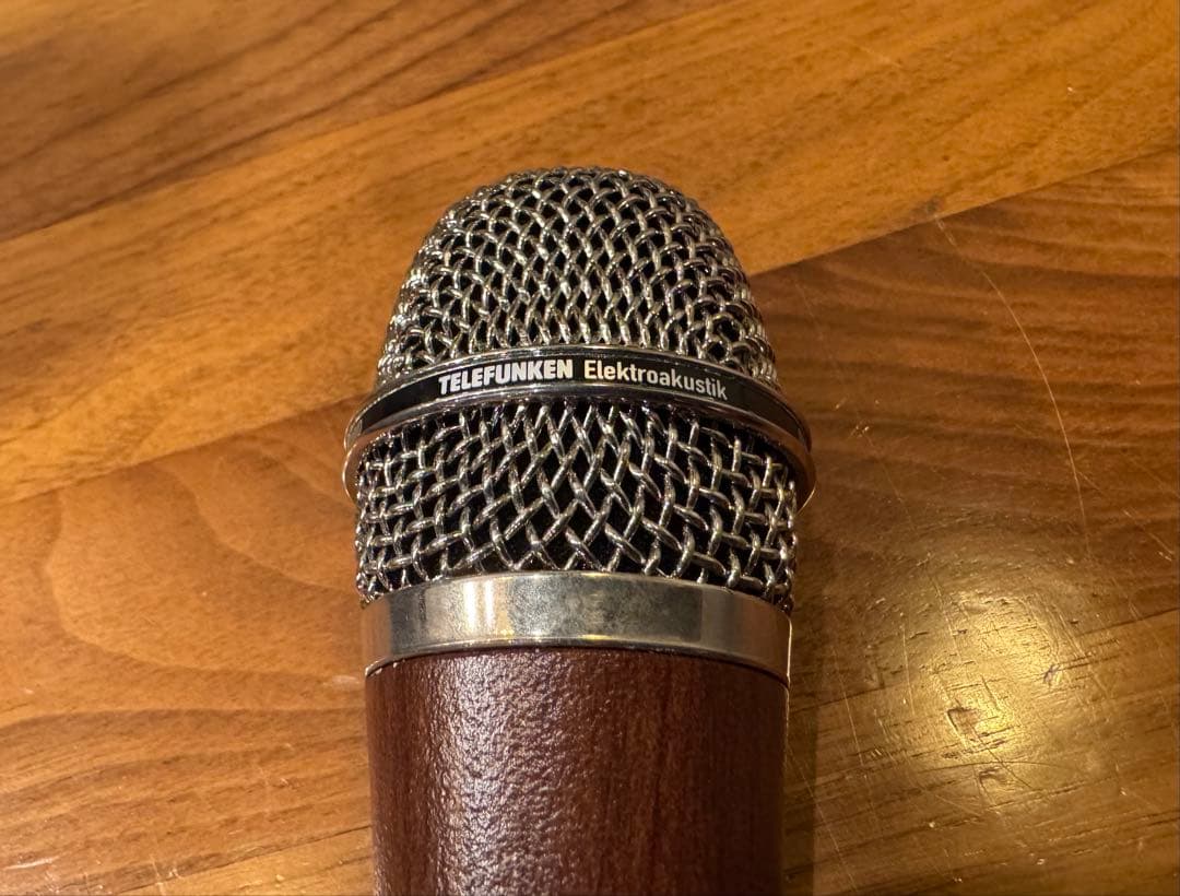 TELEFUNKEN M80 Cherryダイナミックマイク
