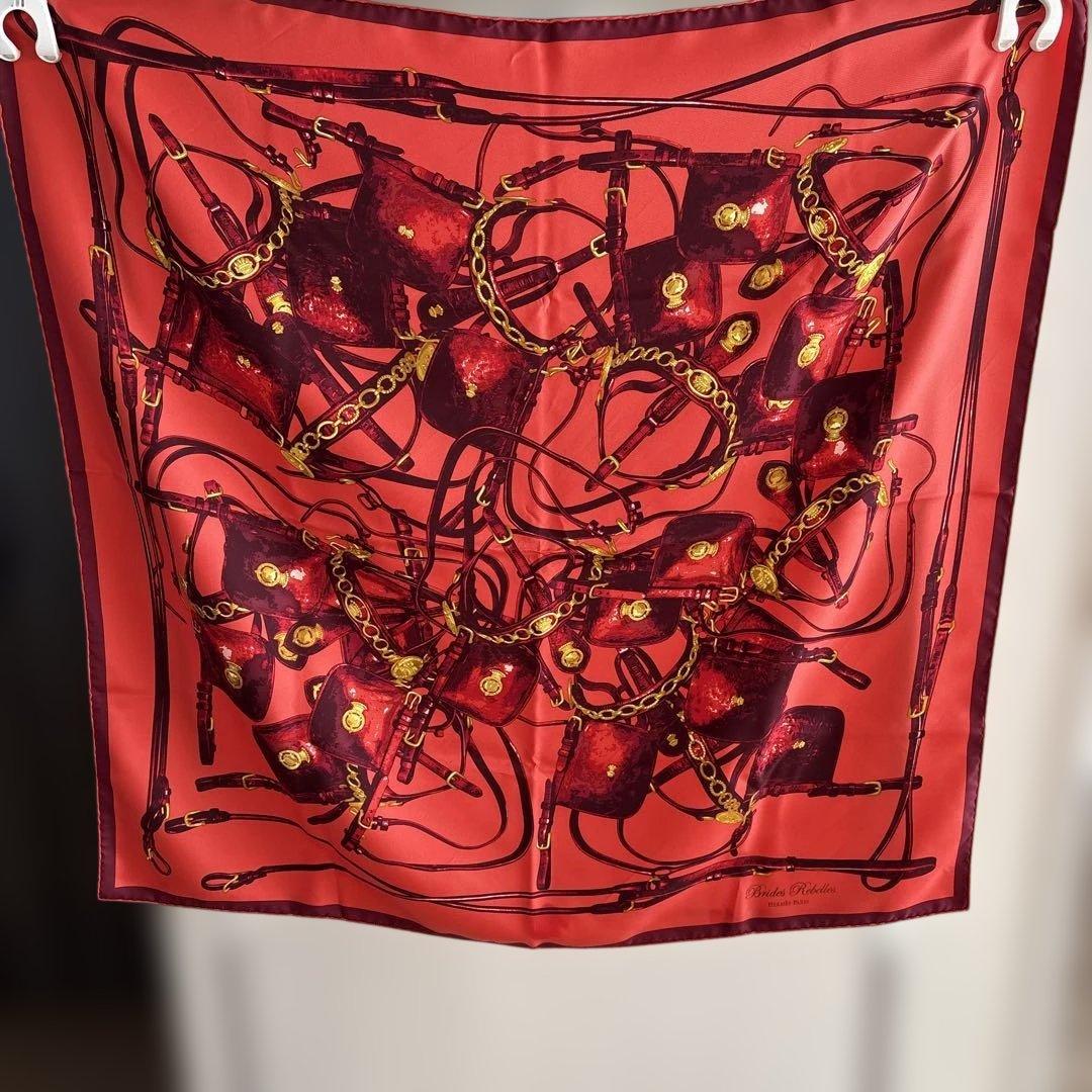 HERMÈS カレ　美品