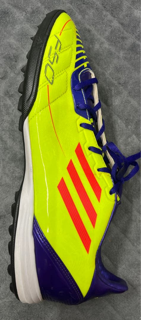【美品】アディダス F10 TRX TF 28.0cm スパイクシューズ