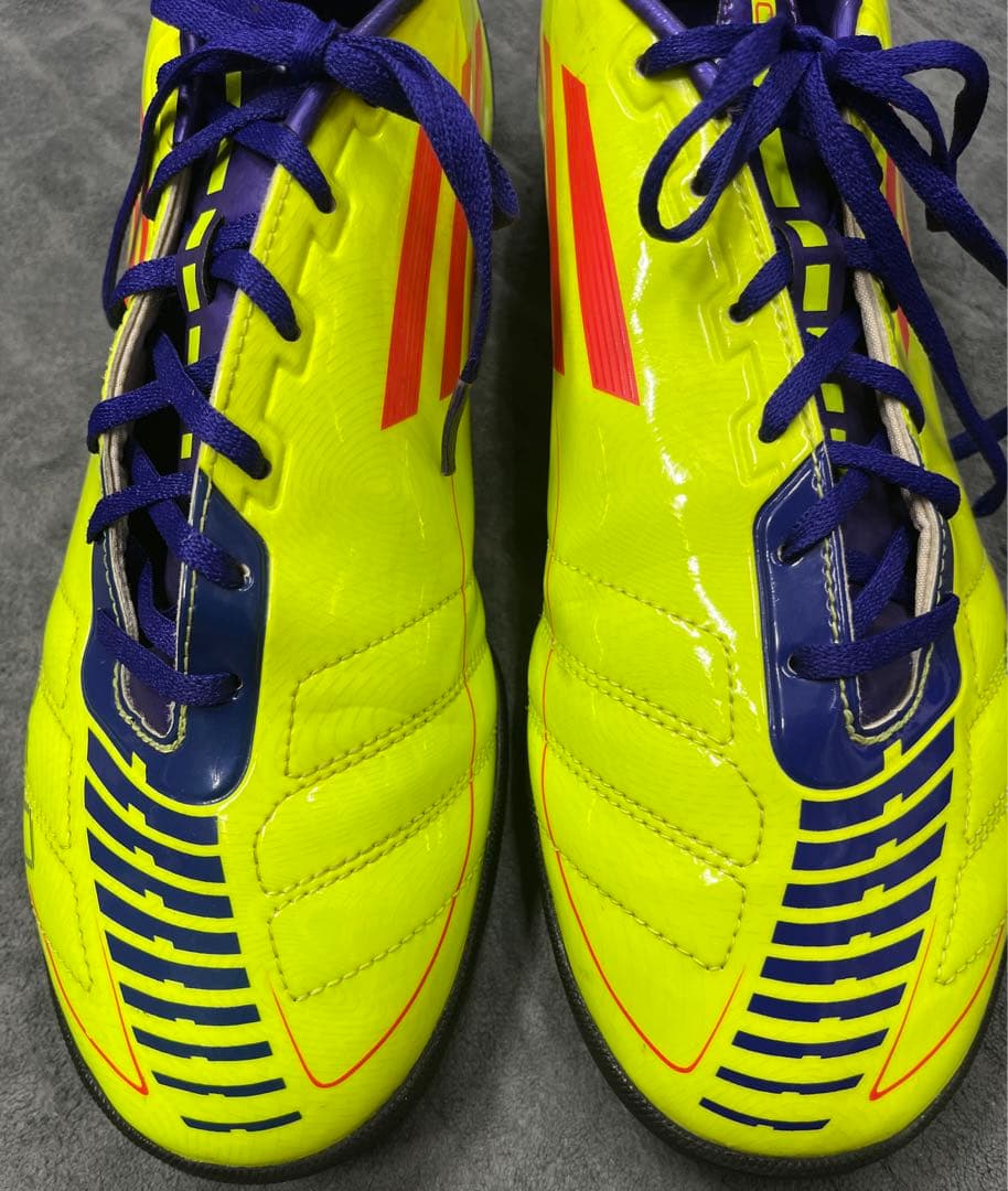 【美品】アディダス F10 TRX TF 28.0cm スパイクシューズ