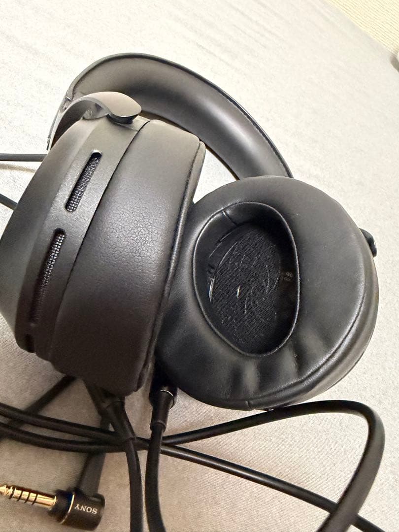 ヘッドホン SONY MDR-Z7M2