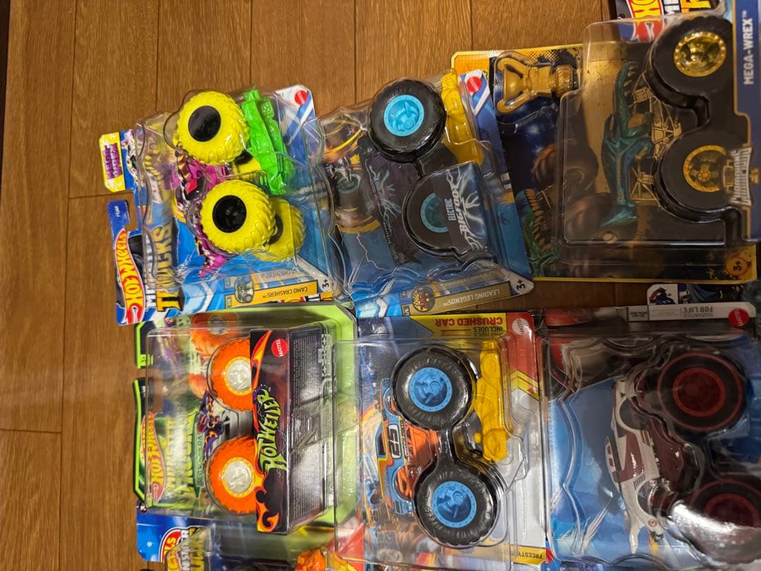 モンスタートラックミニカー 27個セット