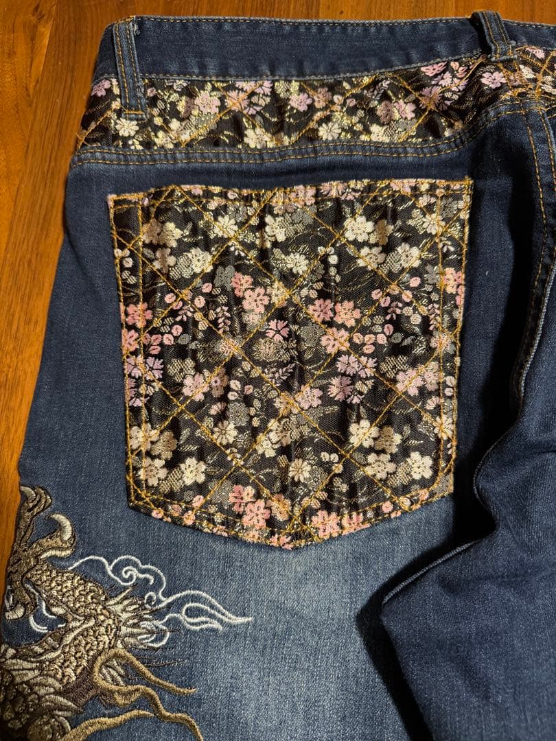 (MIYABI MUSUBI 雅結)刺繍デニムパンツ