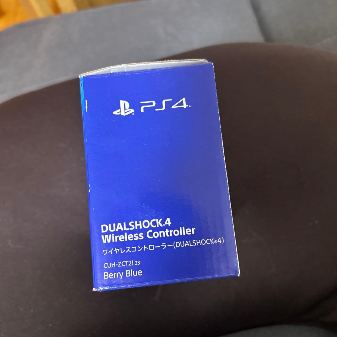 ゴ*太様 PS4 ワイヤレスコントローラー DUALSHOCK4 ベリー・ブルー