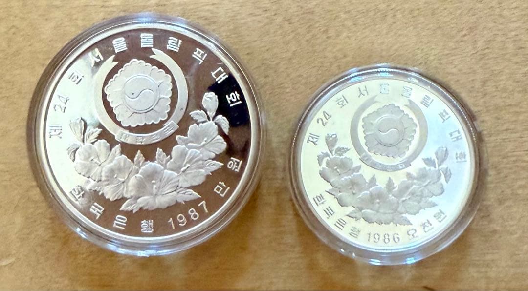 1988年ソウルオリンピック記念セット 箱は色褪せてますが中は新品です