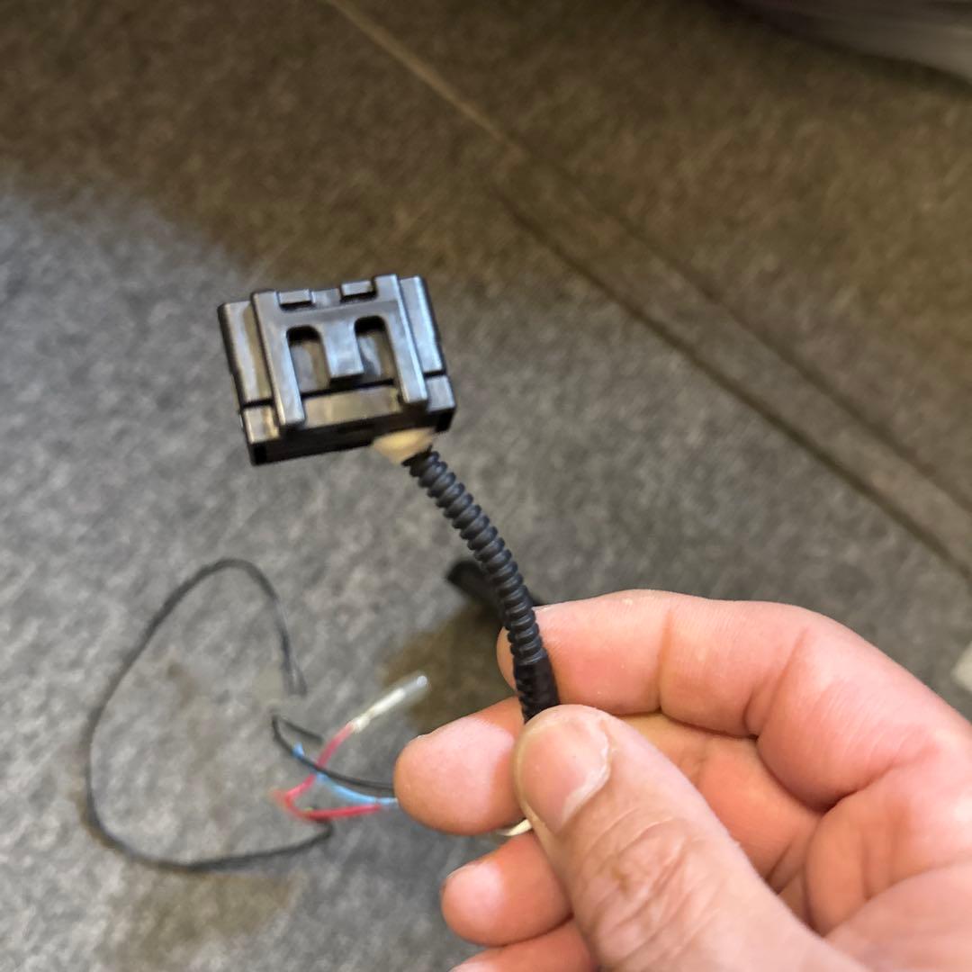 HKS SLD スピードリミッタタイプI GRヤリスカプラーオンハーネス付き。