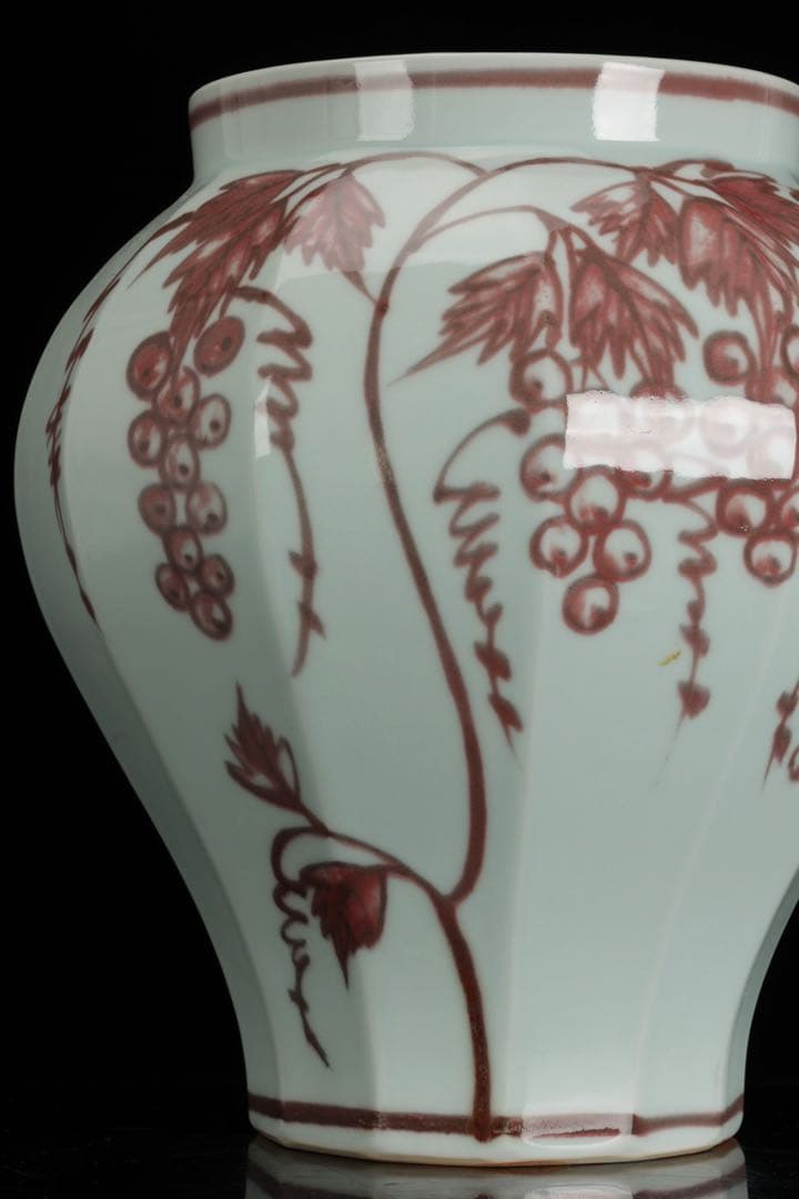 【誉田窯 吉田隆】釉紅葡萄文壺 花瓶 飾壺 磁器 美術品 骨董品 高さ35cm