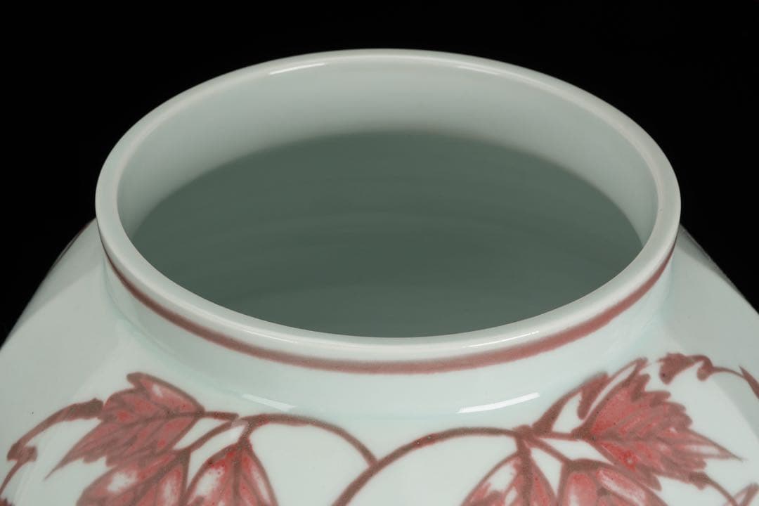 【誉田窯 吉田隆】釉紅葡萄文壺 花瓶 飾壺 磁器 美術品 骨董品 高さ35cm