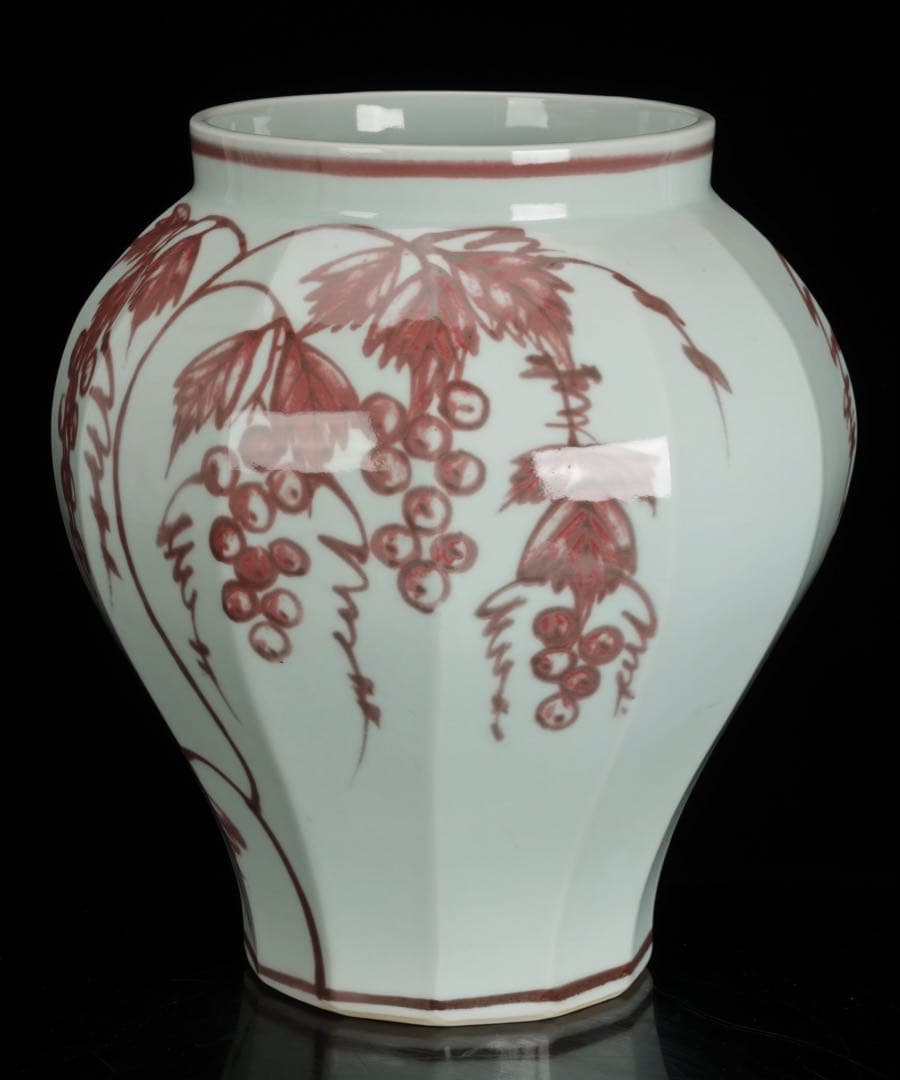 【誉田窯 吉田隆】釉紅葡萄文壺 花瓶 飾壺 磁器 美術品 骨董品 高さ35cm