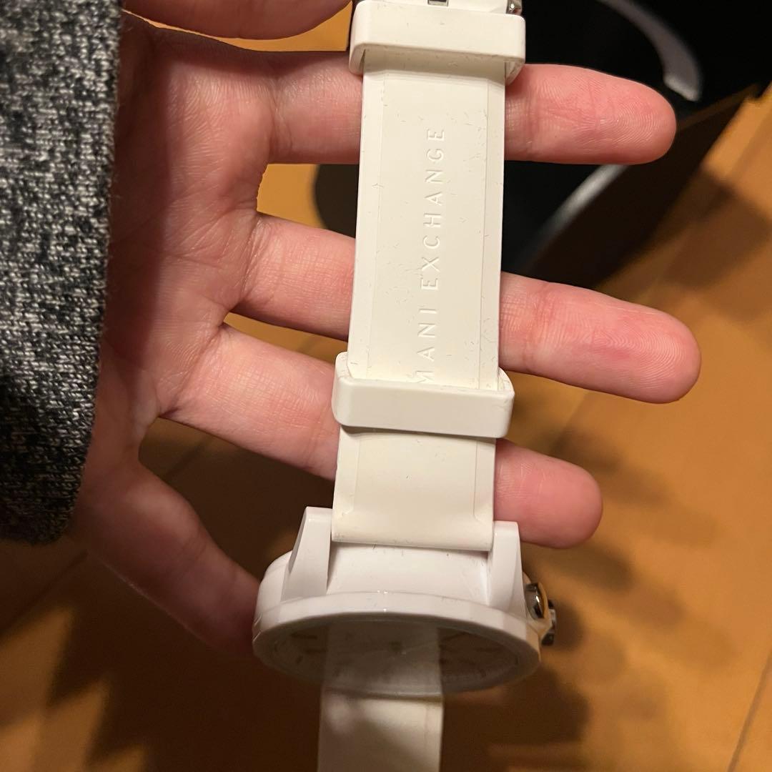 Armani Exchange AX ホワイト ラバーベルト 時計
