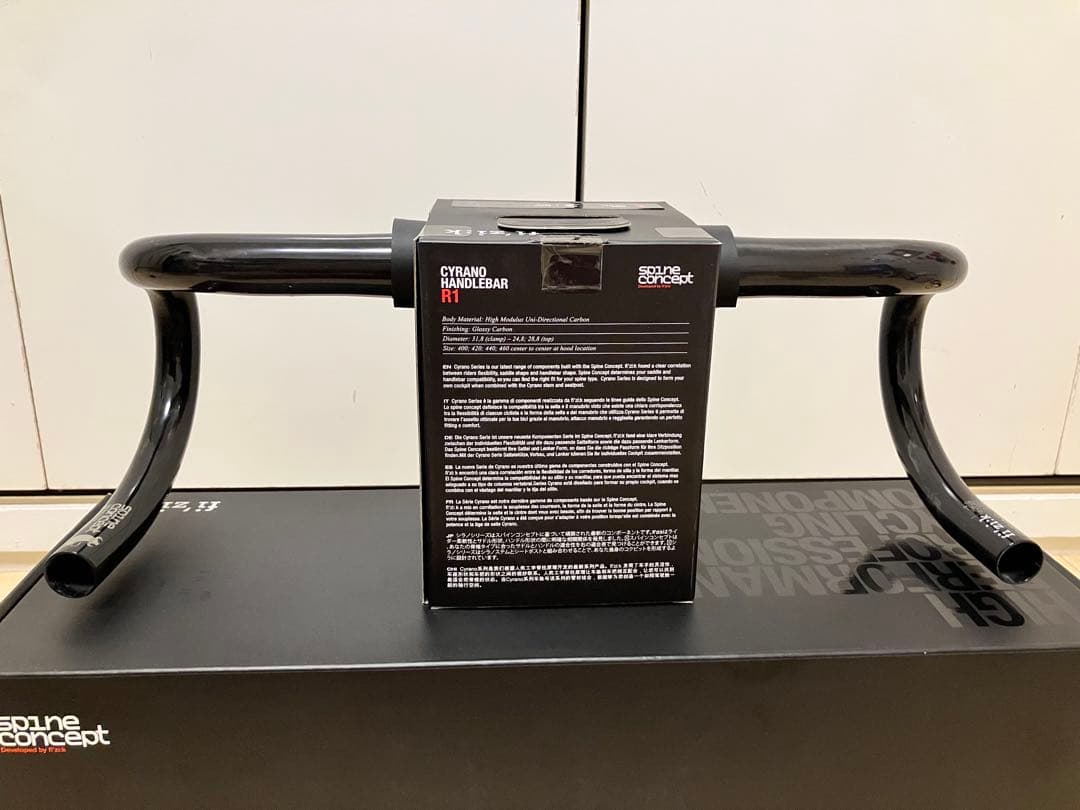パーツ fizik Cyrano Handlebar R1 bull 420mm