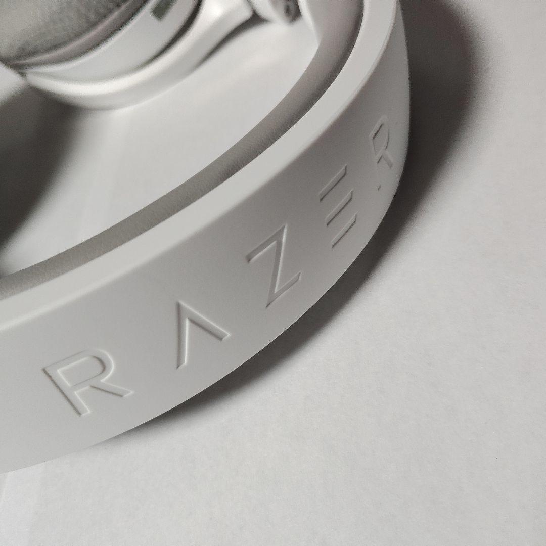 ヘッドホン Razer Barracuda X Mercury White