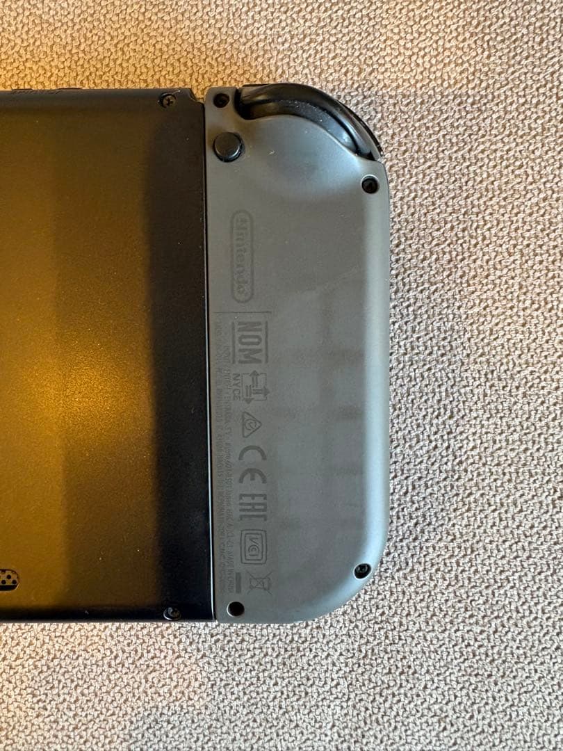 中古　ニンテンドースイッチ　ソフト3本付き