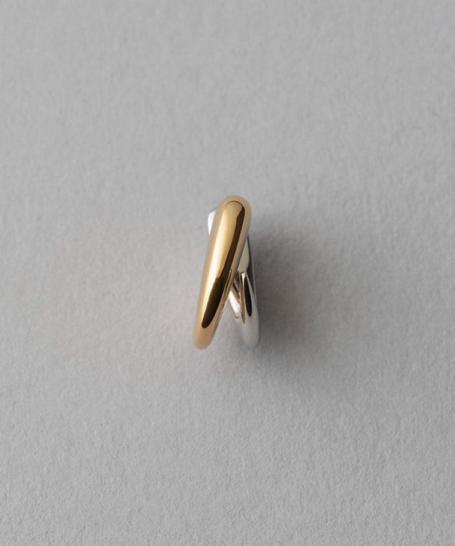 ete バイカラー フローピアス ゴールドシルバー片耳ピアス