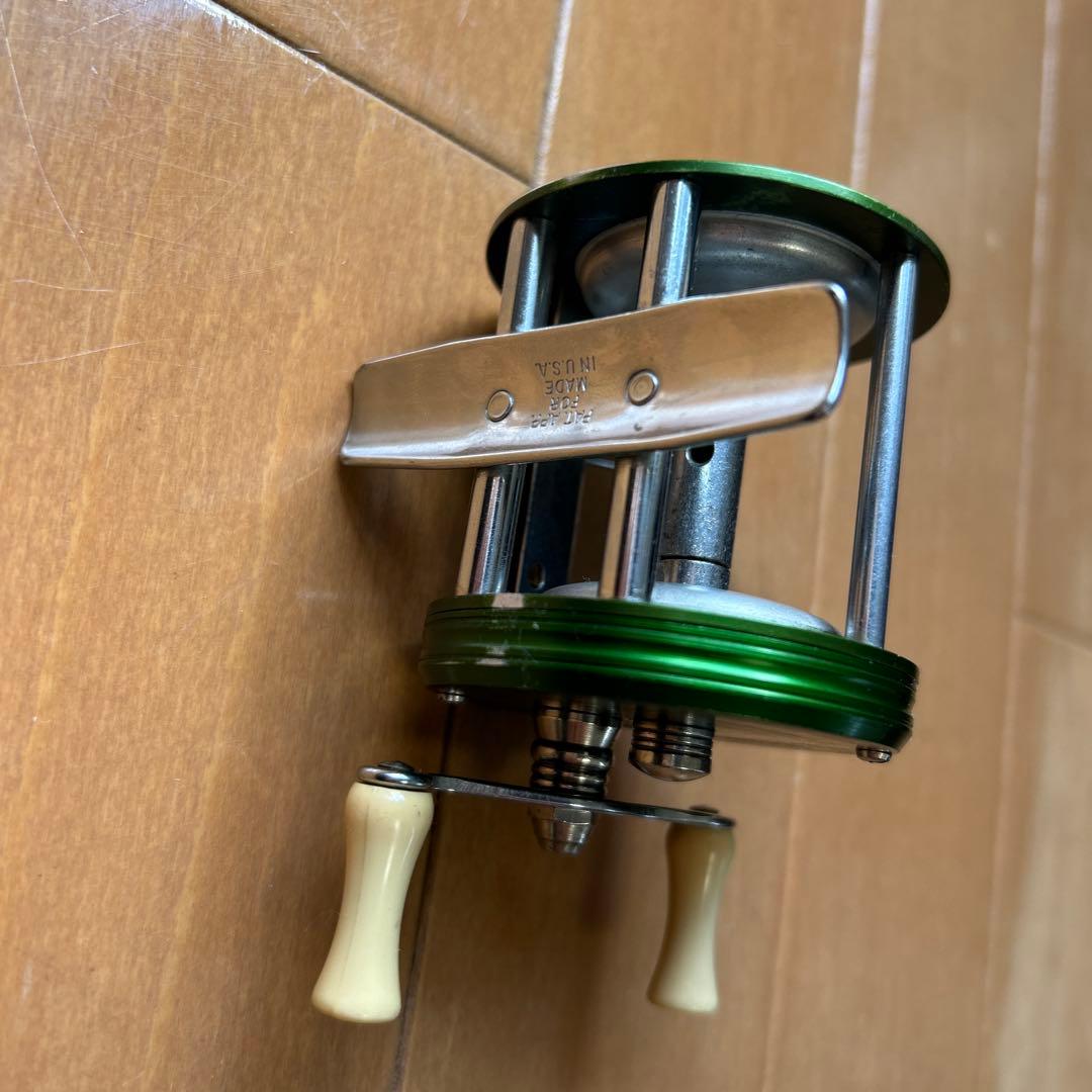 Bronson Green Hornet ダイレクトリール