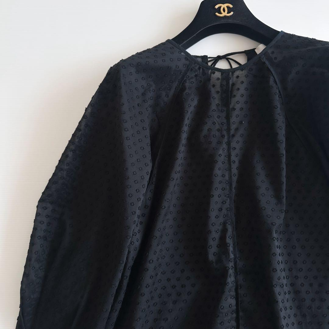 【美品】Mala KALANCHOE シアー ジャカード バックオープンブラウス