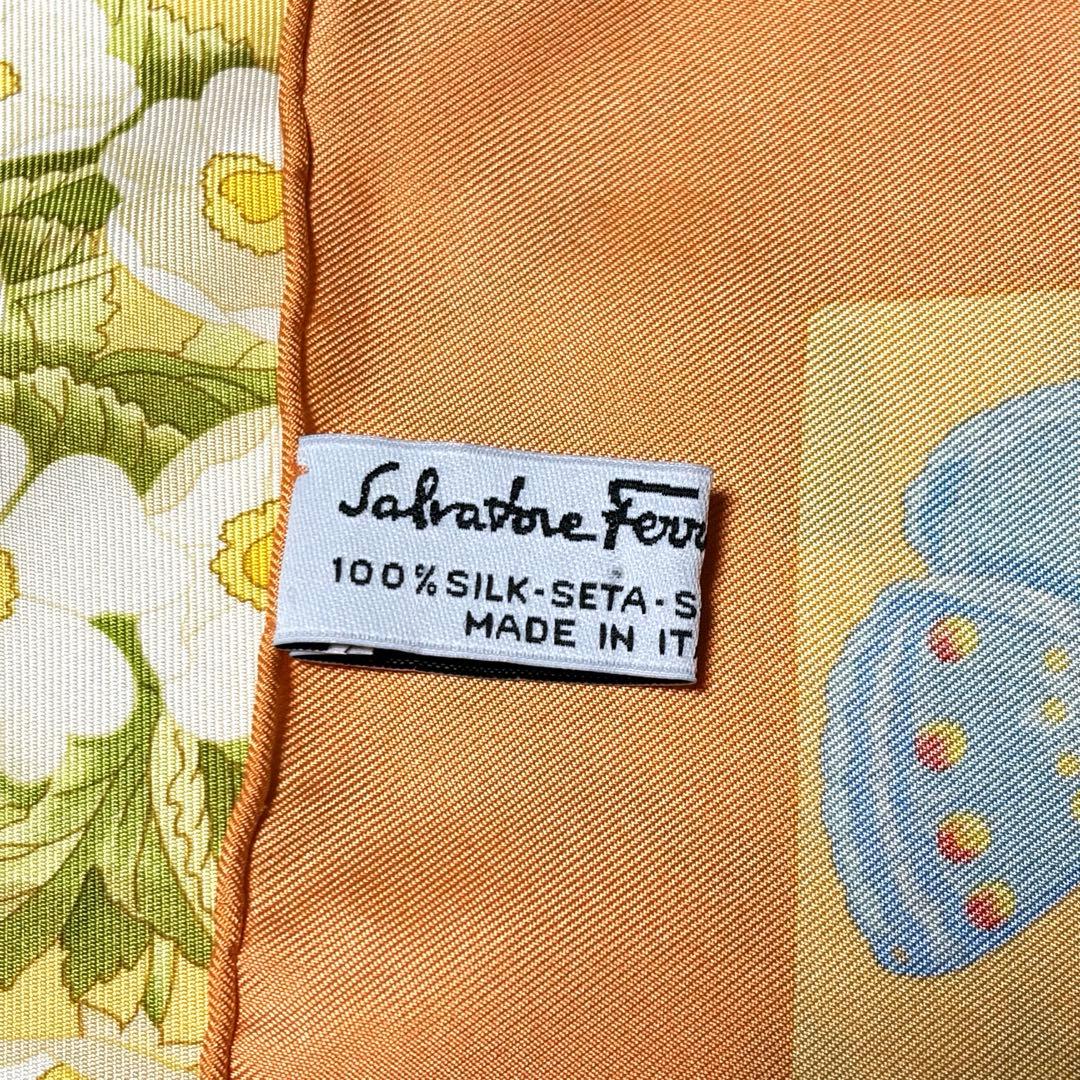Salvatore Ferragamoスカーフ 花 蝶 てんとう虫 シルク 美品