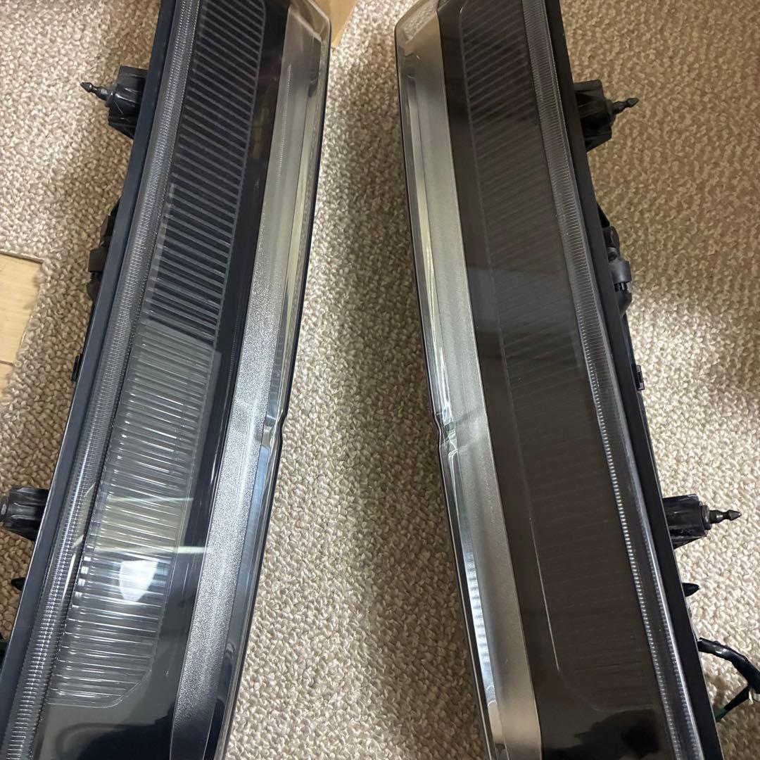 スペーシアカスタム　mk53s　LEDテールライト