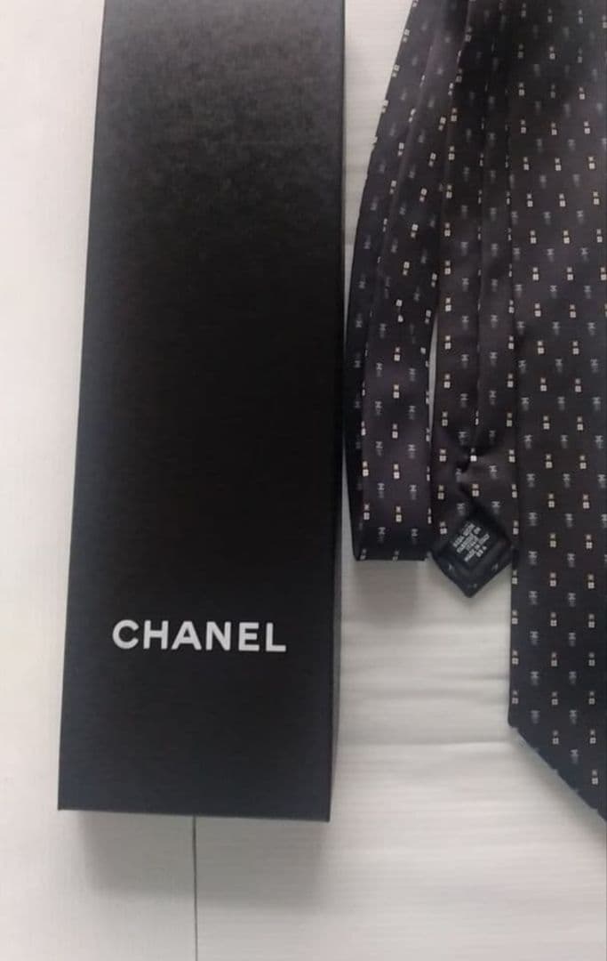 CHANEL ネクタイ未使用品