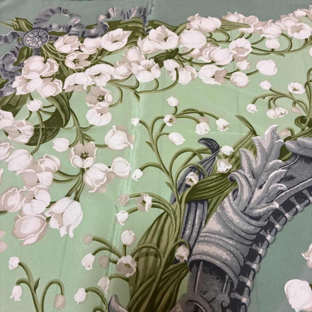 Christian Dior シルク　スカーフ　総柄　花柄　スズラン　イタリア製