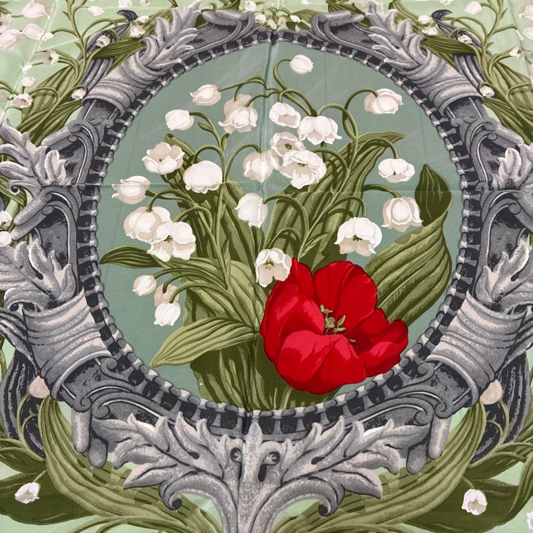 Christian Dior シルク　スカーフ　総柄　花柄　スズラン　イタリア製