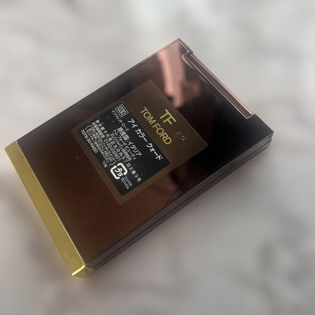 TOMFORD アイカラークォード　030 インソレントローズ