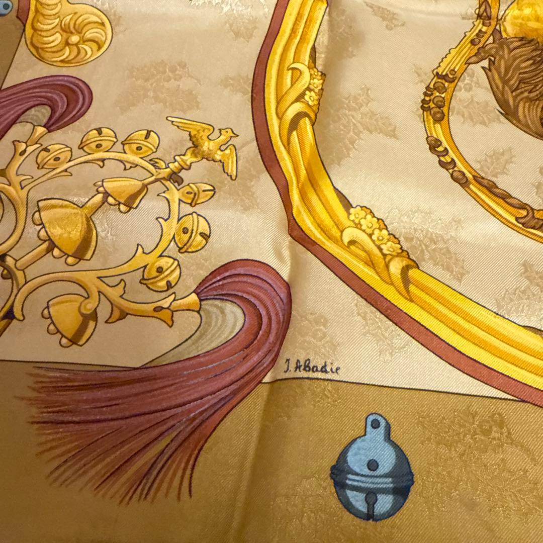 し*こ様 エルメス HERMES シルクスカーフ Plumes et Grelo