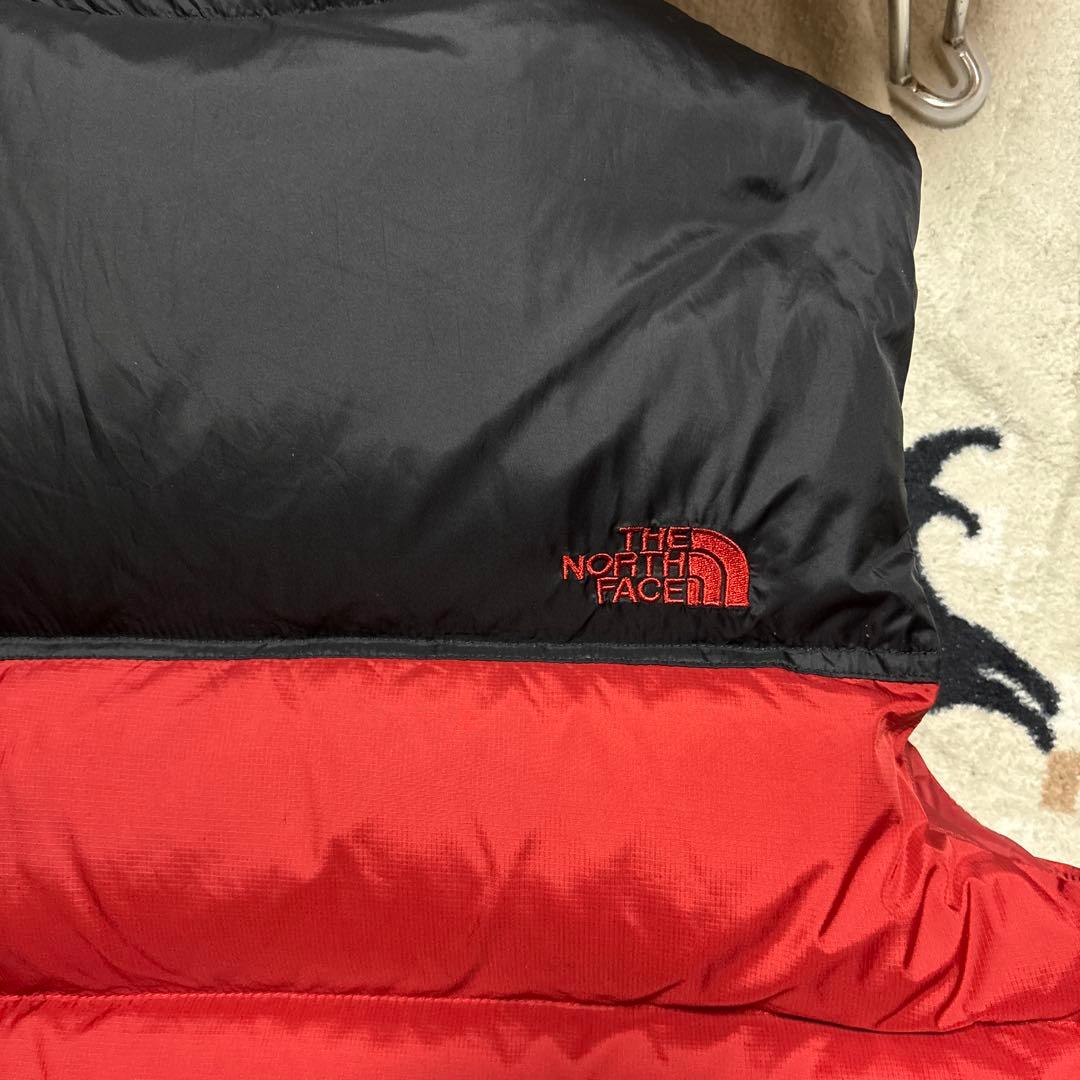 THE NORTH FACE ダウンベスト 赤・黒