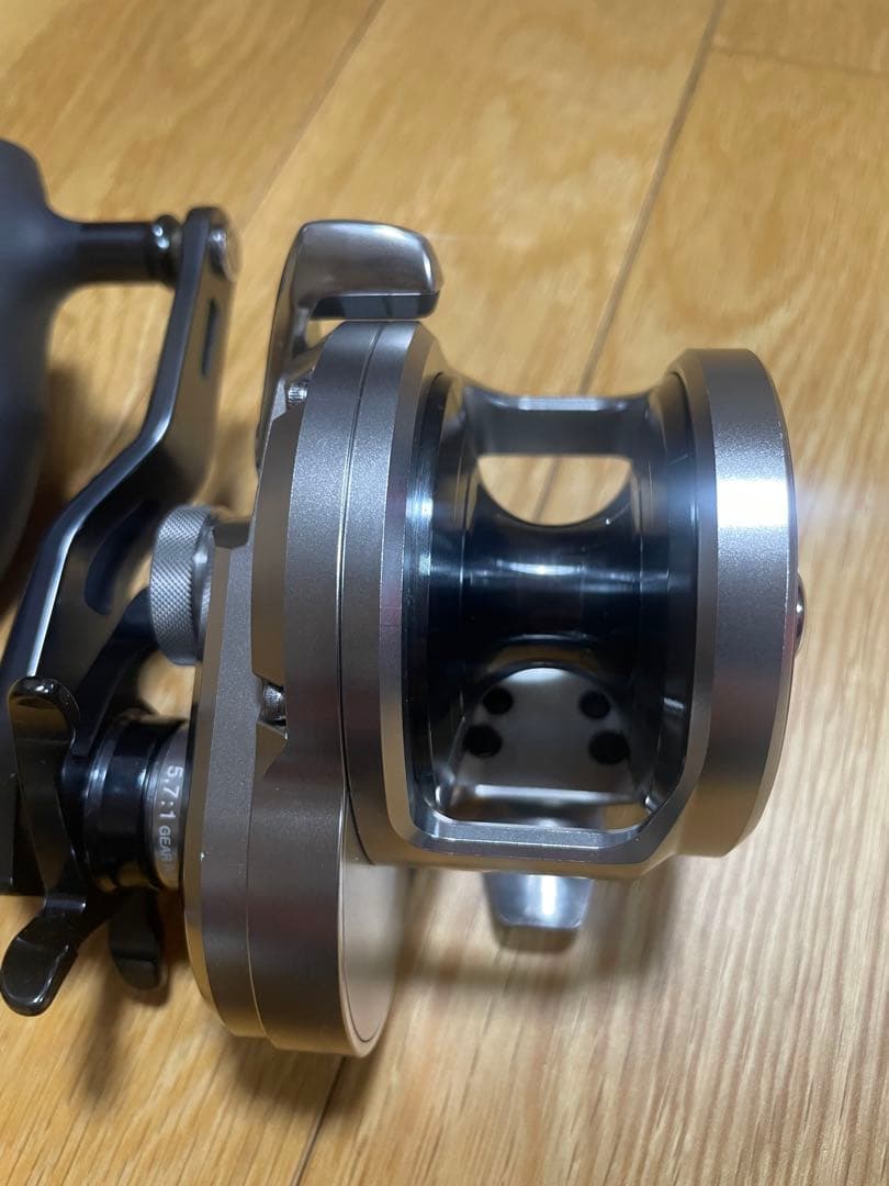 SHIMANO OCEA JIGGER 2000NRMG 本体