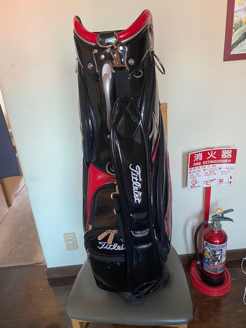 Titleist キャディバッグ 黒 赤 ストライプ