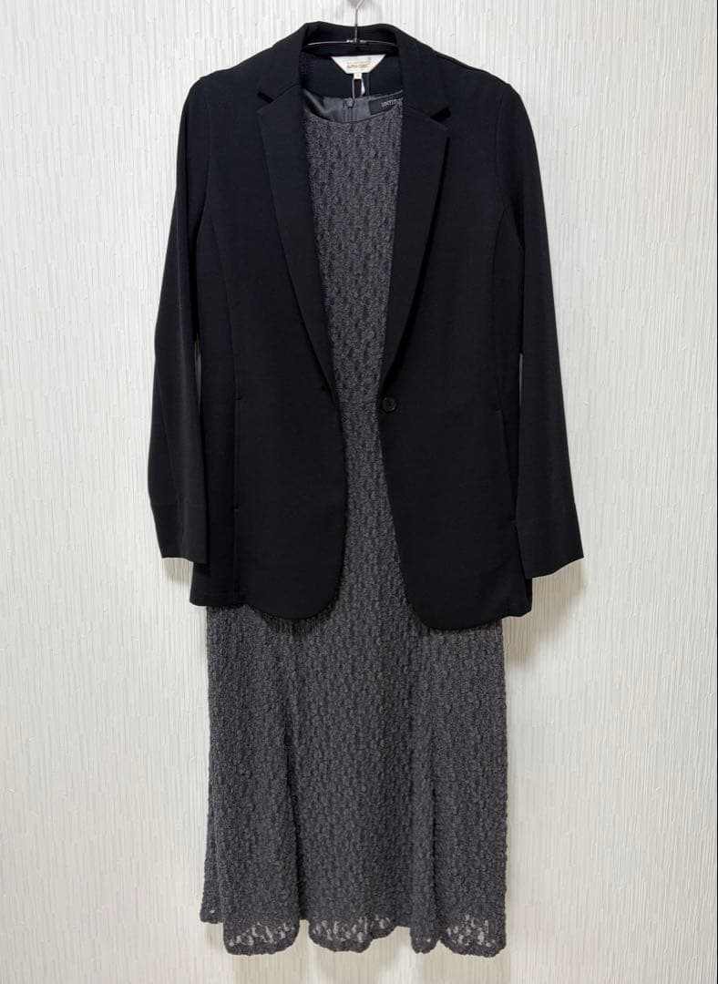 【新品】2023年アンタイトル 定価3.5万　ワンピース　S入園式　グレー