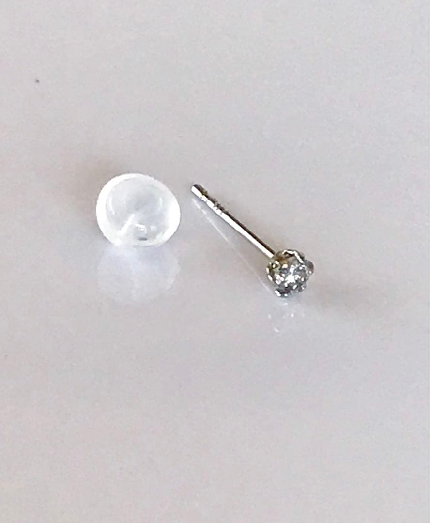 ダイヤモンドピアス プラチナ0.05ct片耳ピアス