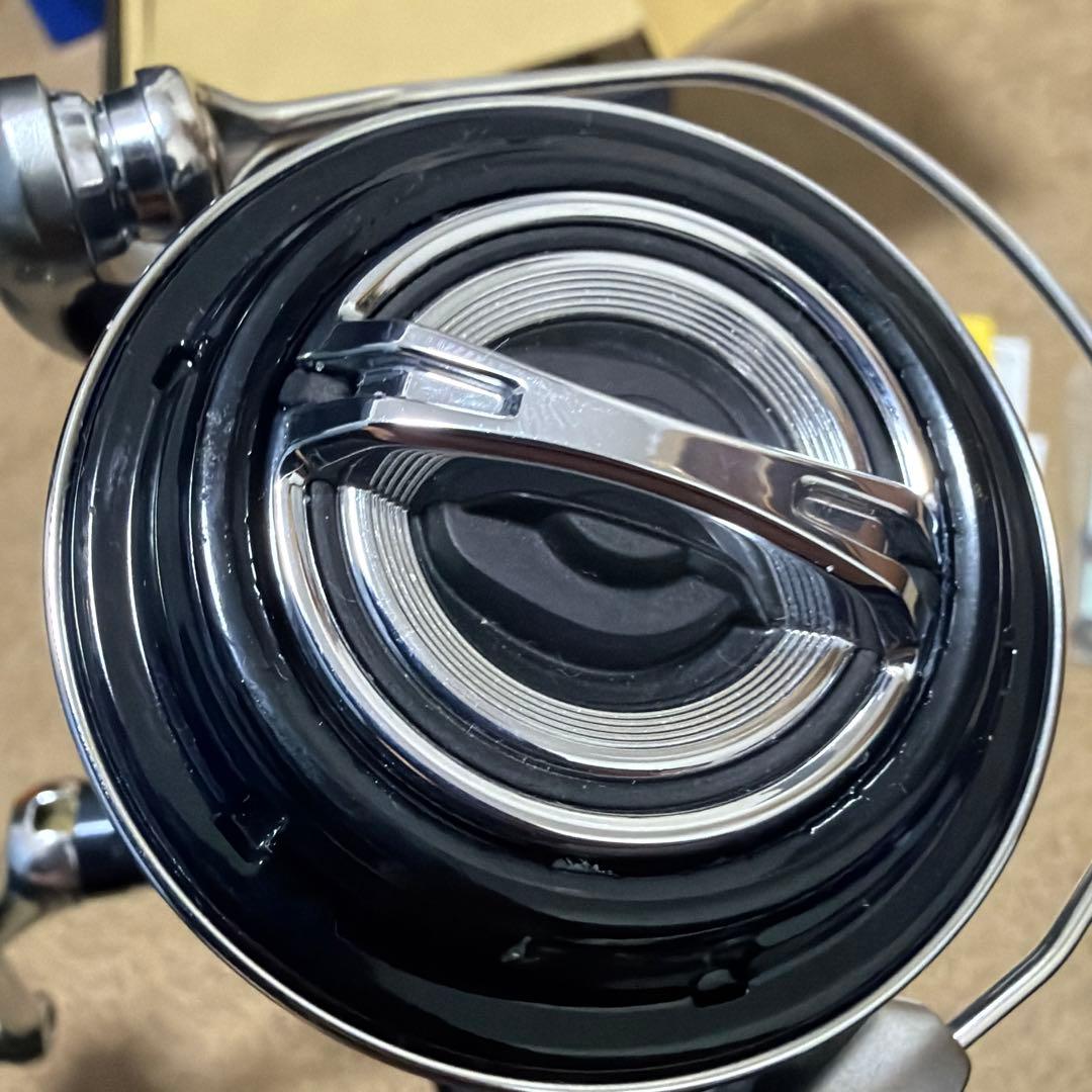 SHIMANO 21 TWIN POWER SW 6000HG スピニングリール