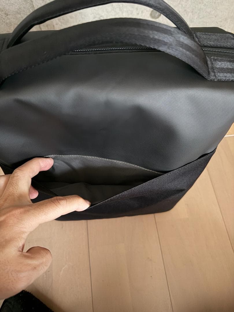 【ほぼ新品】Incase 2WAY トートバッグ・ブラック 正規品・保証書付