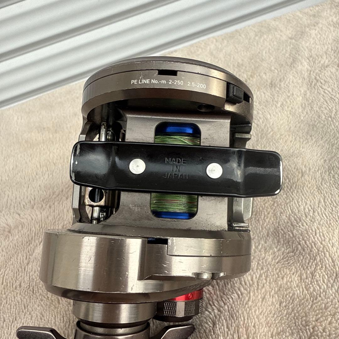 Daiwa BJ 200SH ベイトリール 7.3